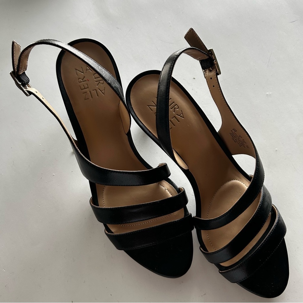 Naturalizer Womens Leather Black Strappy Low Heel Sandals Size 9